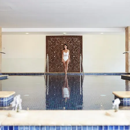 Insotel Fenicia Prestige & 5* Santa Eularia des Riu