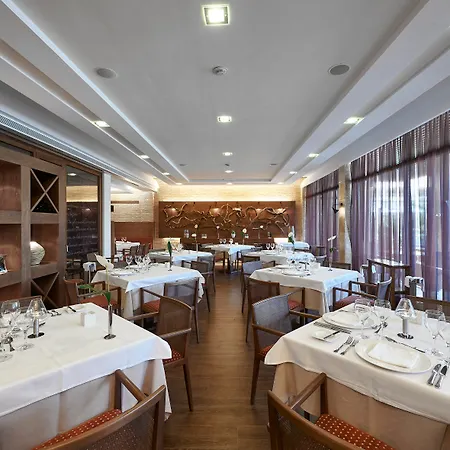 Insotel Fenicia Prestige & Hotell Santa Eularia des Riu