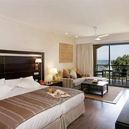 Insotel Fenicia Prestige & Hotell Santa Eularia des Riu