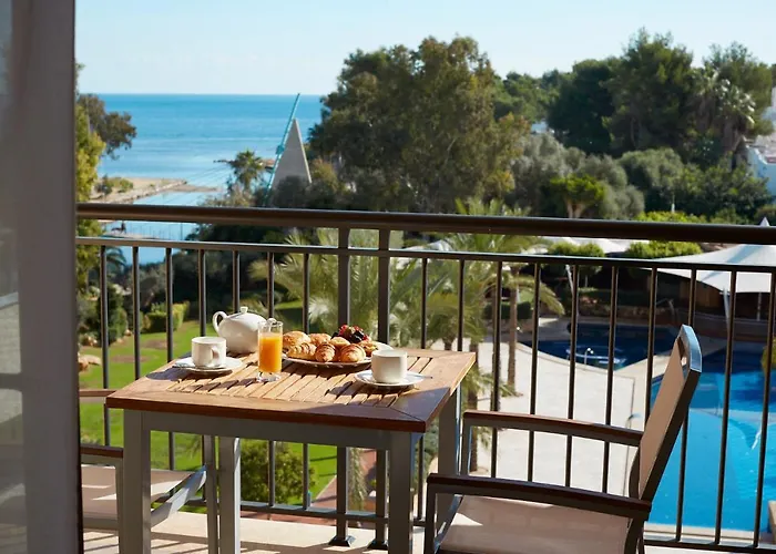 Insotel Fenicia Prestige & Santa Eularia des Riu