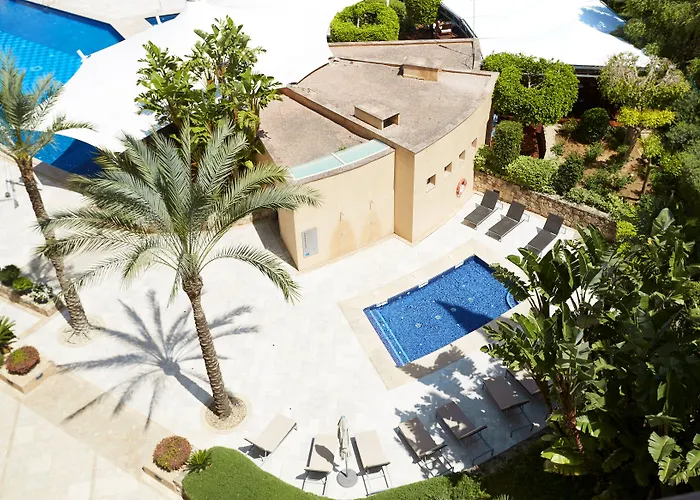 Insotel Fenicia Prestige & Hotel Santa Eularia des Riu