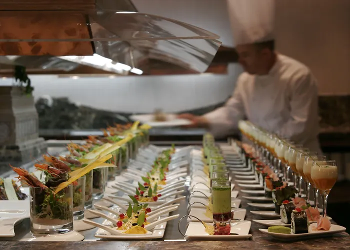 酒店 因索特尔芬尼西亚名誉套房酒店和spa