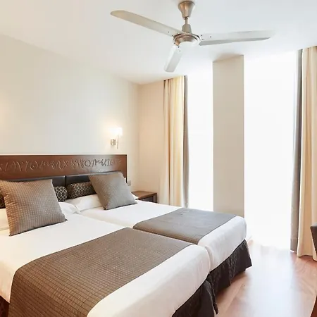 Insotel Fenicia Prestige & Santa Eularia des Riu