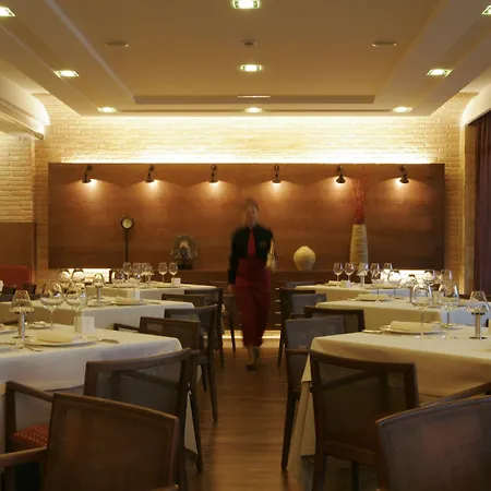 Insotel Fenicia Prestige & 5* Santa Eularia des Riu