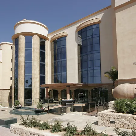 فندق إنسوتيل فينيشيا بريستيج سويتس آند سبا