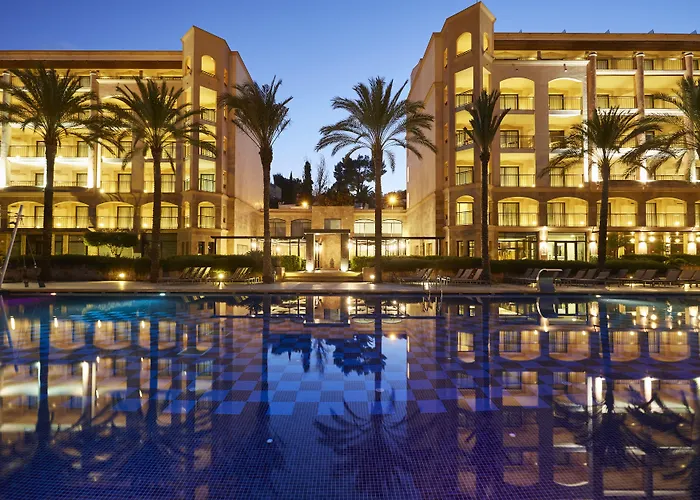 Insotel Fenicia Prestige & Santa Eularia des Riu