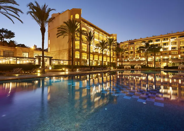 Insotel Fenicia Prestige & 5* Santa Eularia des Riu