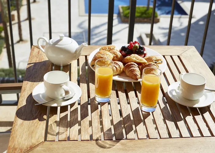 Insotel Fenicia Prestige & 5* Santa Eularia des Riu